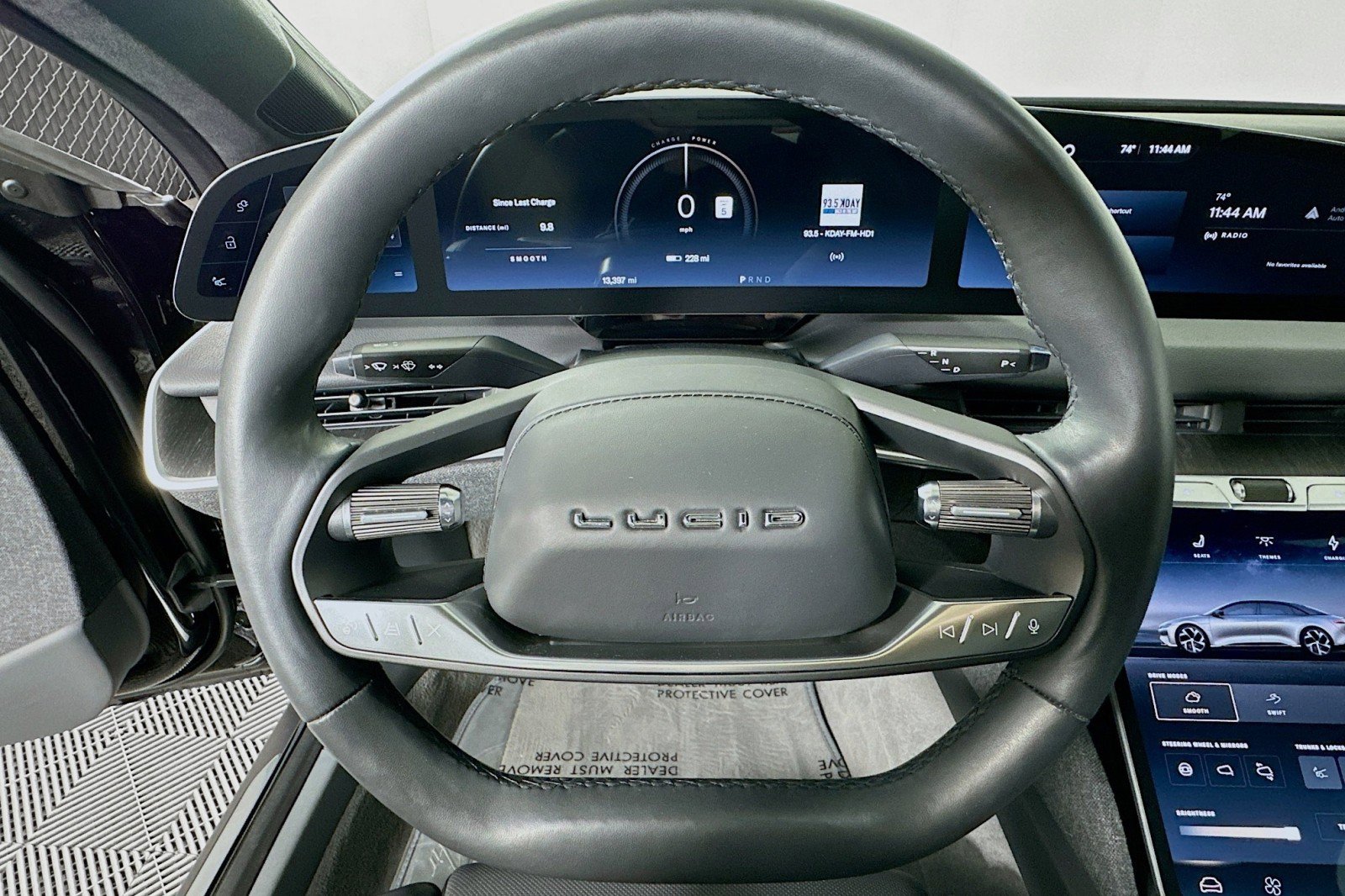 Used 2024 Lucid Air Touring image 19