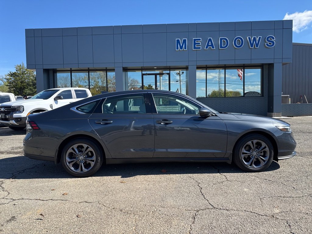 Used 2023 Honda Accord EX image 7