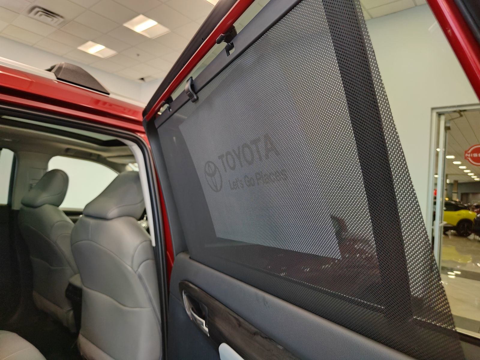 New 2026 Toyota Highlander Platinum image 21