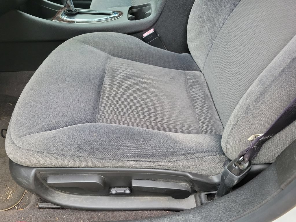 Used 2016 Chevrolet Impala Limited LS FWD image 12