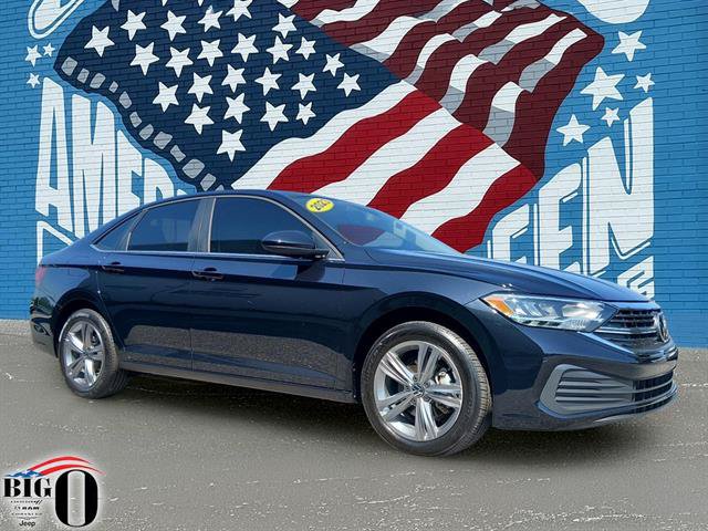 Used 2023 Volkswagen Jetta SE FWD image 1
