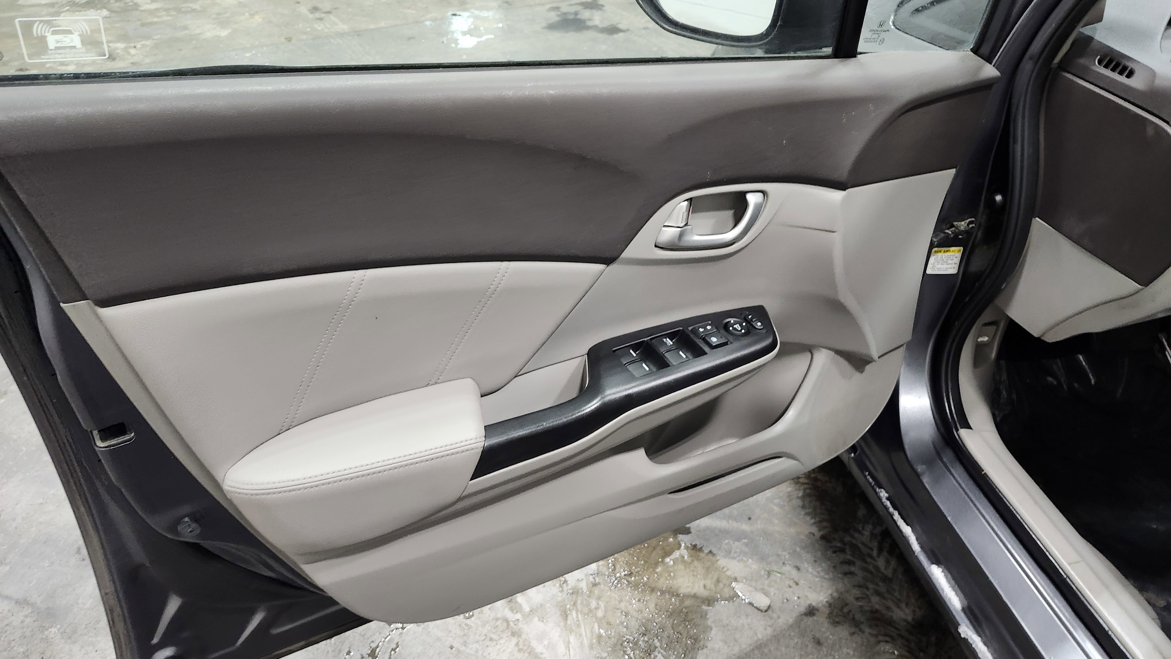 Used 2012 Honda Civic EX-L image 22