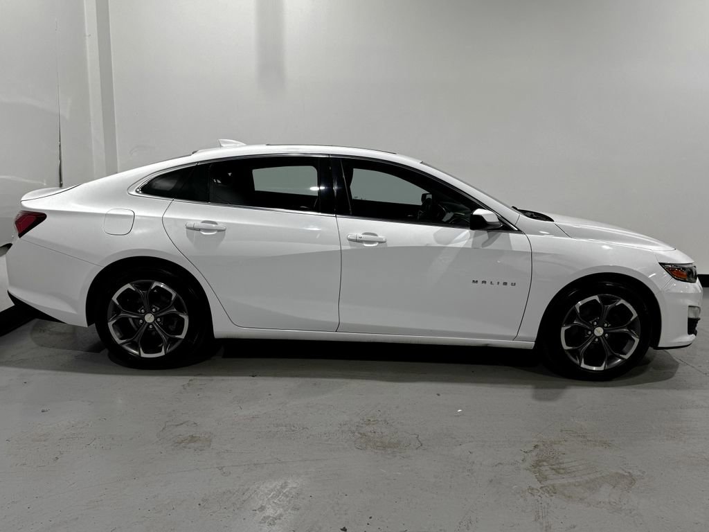 Used 2021 Chevrolet Malibu LT image 18