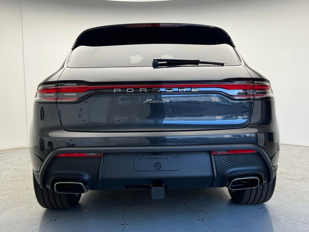 Used 2026 Porsche Macan AWD/4WD image 21