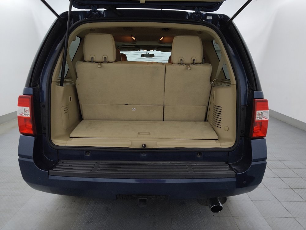 Used 2017 Ford Expedition XLT w/ Equipment Group 202A RWD image 29