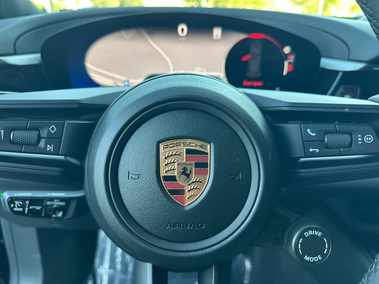 New 2026 Porsche Macan Electric RWD image 24