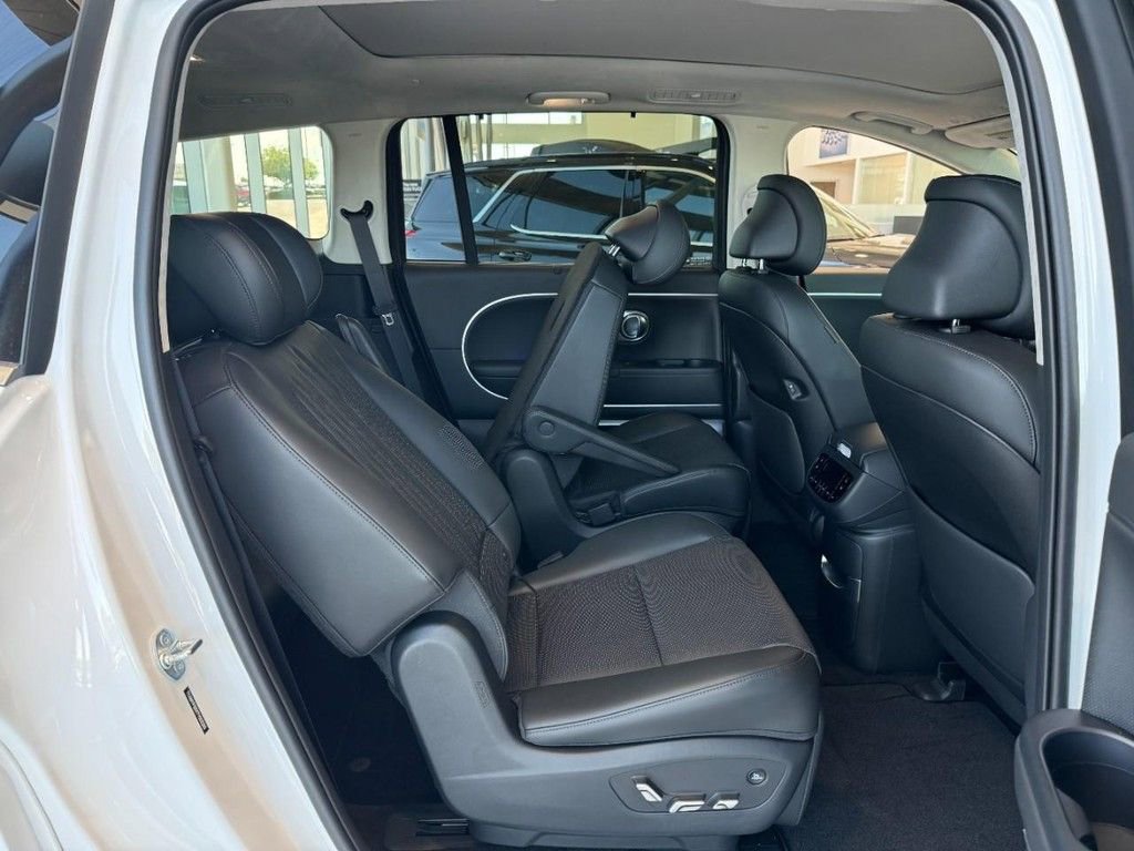 New 2026 Hyundai Ioniq 9 Calligraphy image 6