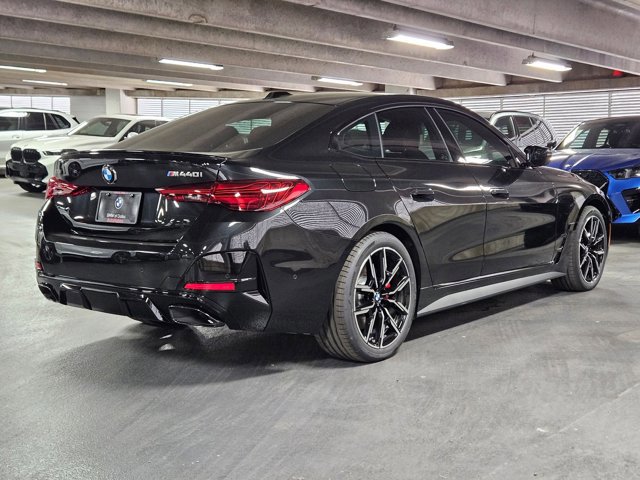 New 2026 BMW 440i xDrive w/ Premium Package image 2