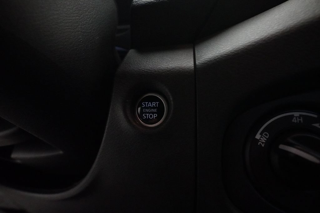 Used 2024 Nissan Frontier S w/ Technology Package AWD/4WD image 29