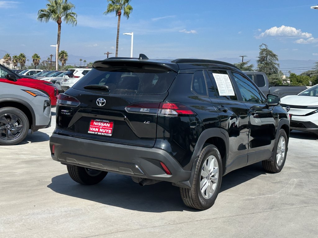 Used 2026 Toyota Corolla Cross LE w/ Moonroof Package FWD image 7