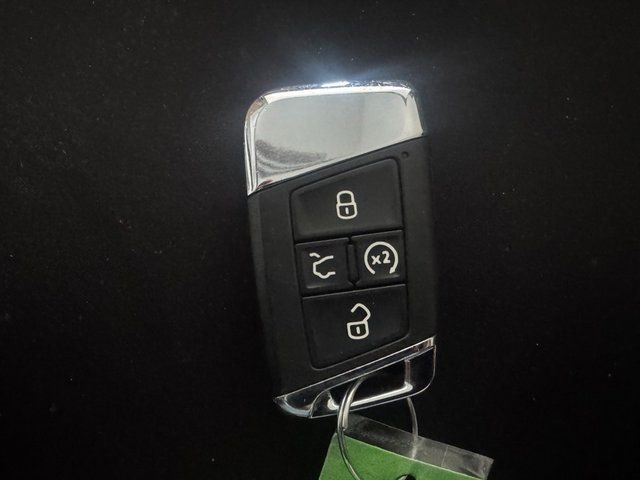 Used 2022 Volkswagen Atlas SEL Premium image 43