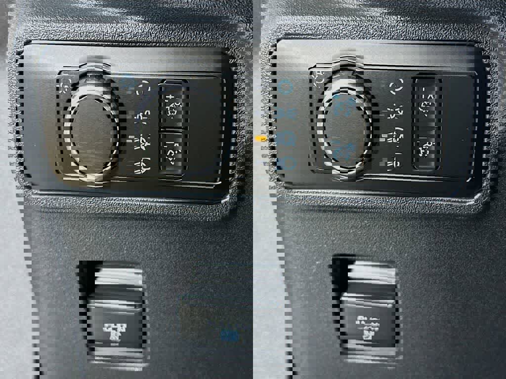 New 2025 Ford Bronco Big Bend image 10