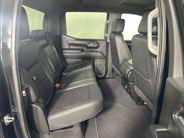 Used 2024 GMC Sierra 1500 SLT AWD/4WD image 16