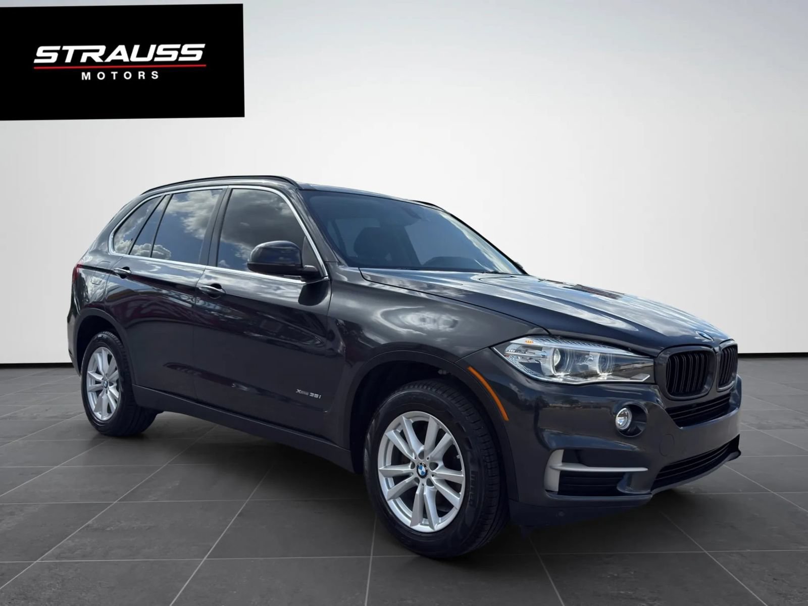Used 2015 BMW X5 xDrive35i AWD/4WD image 1