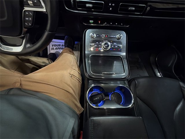 Used 2022 Lincoln Nautilus Reserve w/ Equipment Group 201A image 21