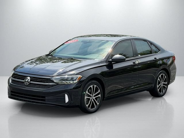 Used 2023 Volkswagen Jetta Sport FWD image 3