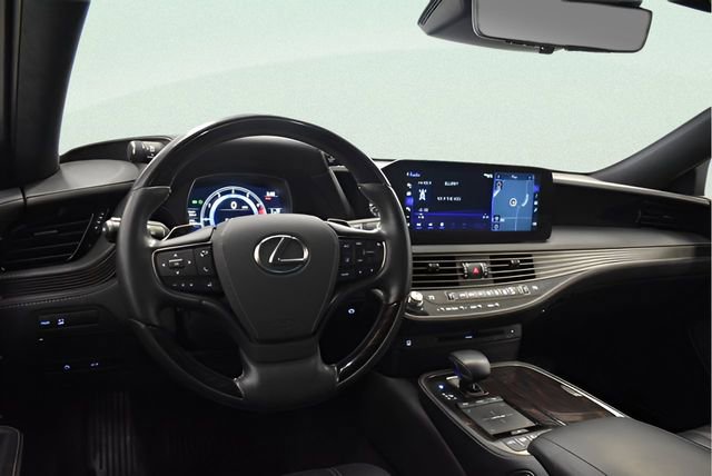 Used 2021 Lexus LS 500 AWD w/ Luxury Package image 23