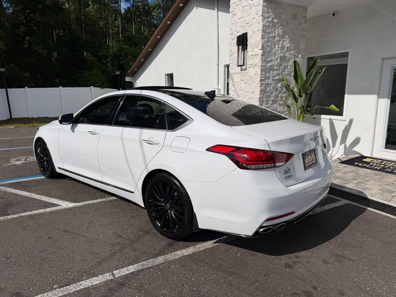 Used 2019 Genesis G80 5.0 Ultimate AWD/4WD image 11