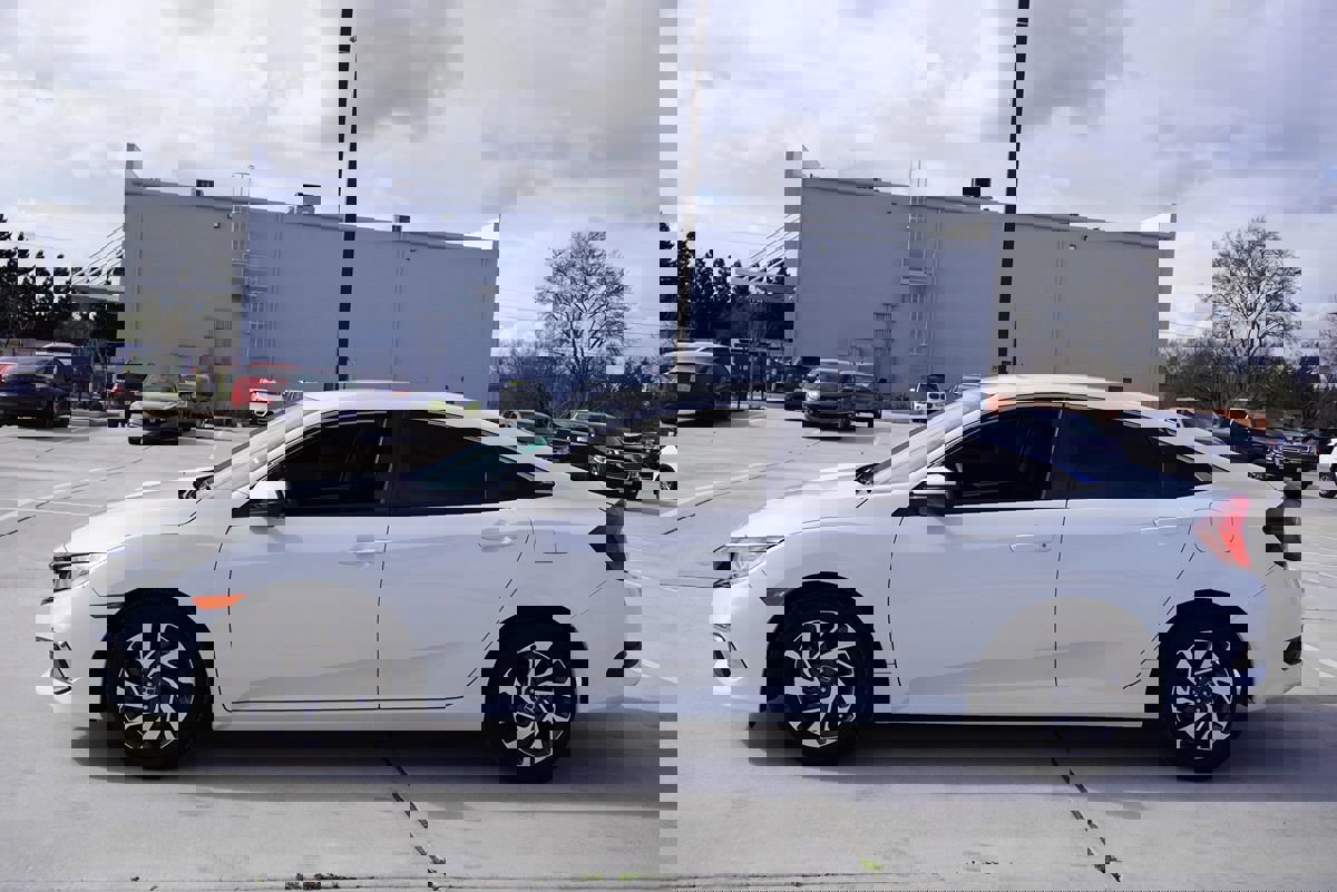 Used 2019 Honda Civic LX image 3