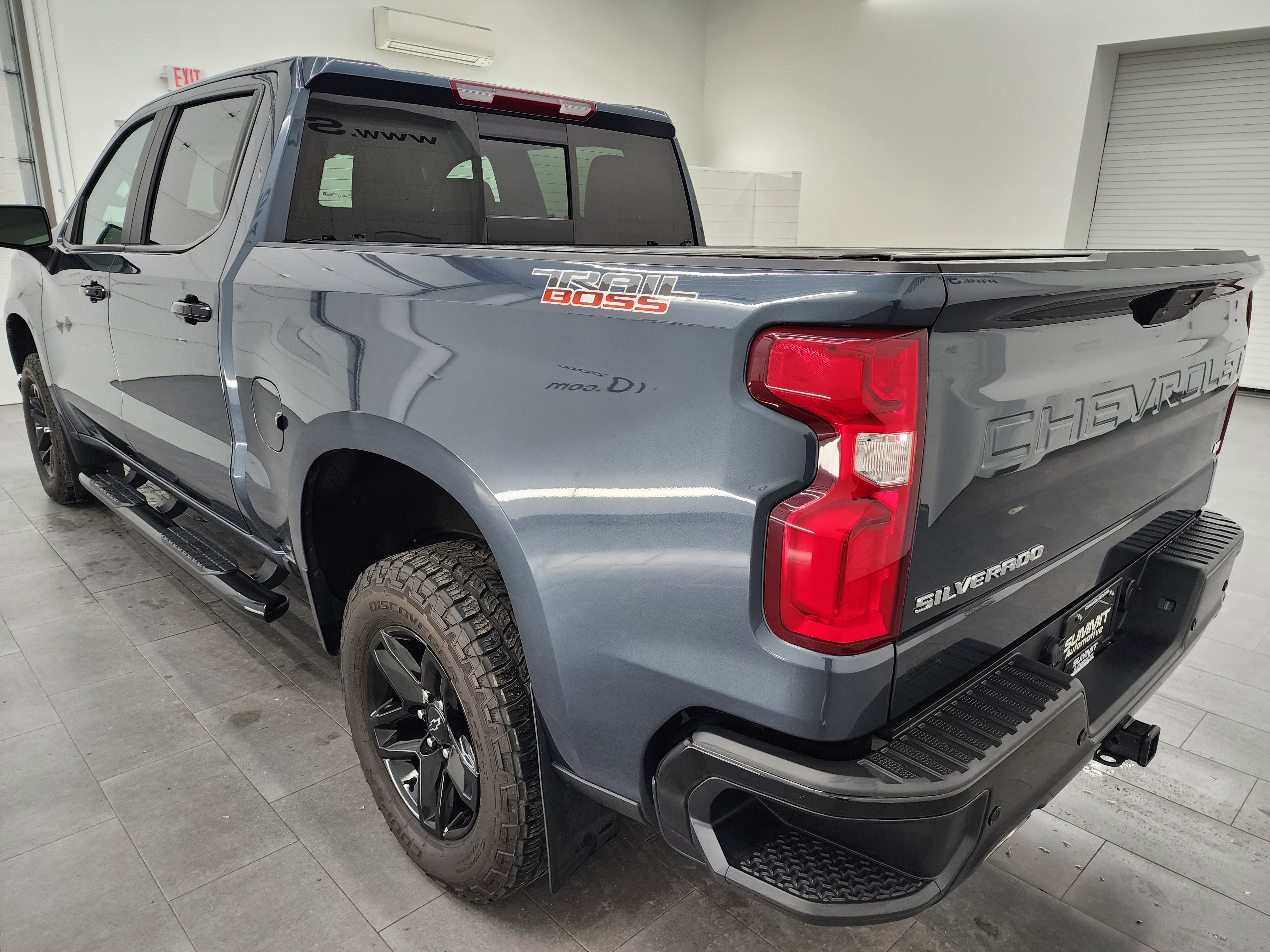 Used 2020 Chevrolet Silverado 1500 LT Trail Boss image 6