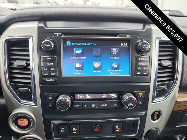 Used 2018 Nissan Titan SL image 40