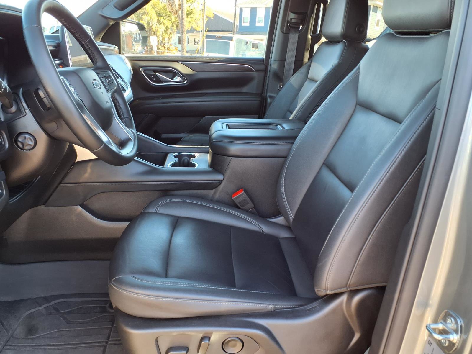 Used 2024 Chevrolet Tahoe Z71 w/ Z71 Off-Road Package image 13