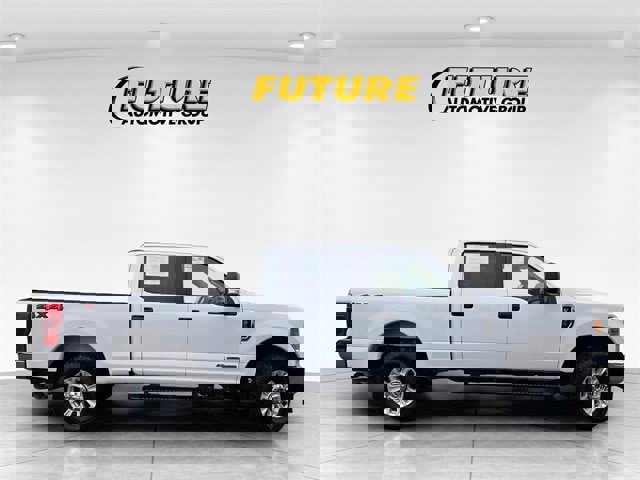 Certified 2021 Ford F250 XLT image 3