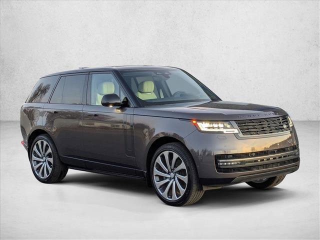 New 2025 Land Rover Range Rover SE image 6