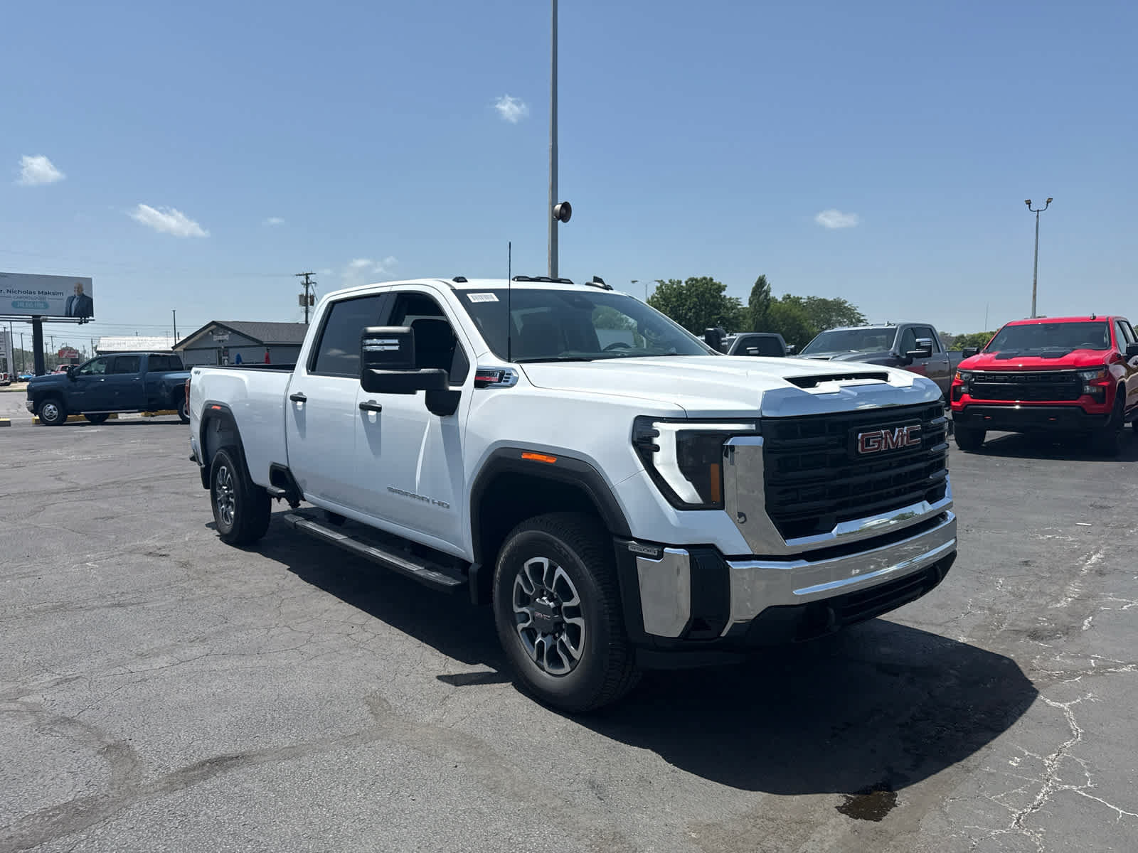 New 2026 GMC Sierra 3500 Pro AWD/4WD image 7