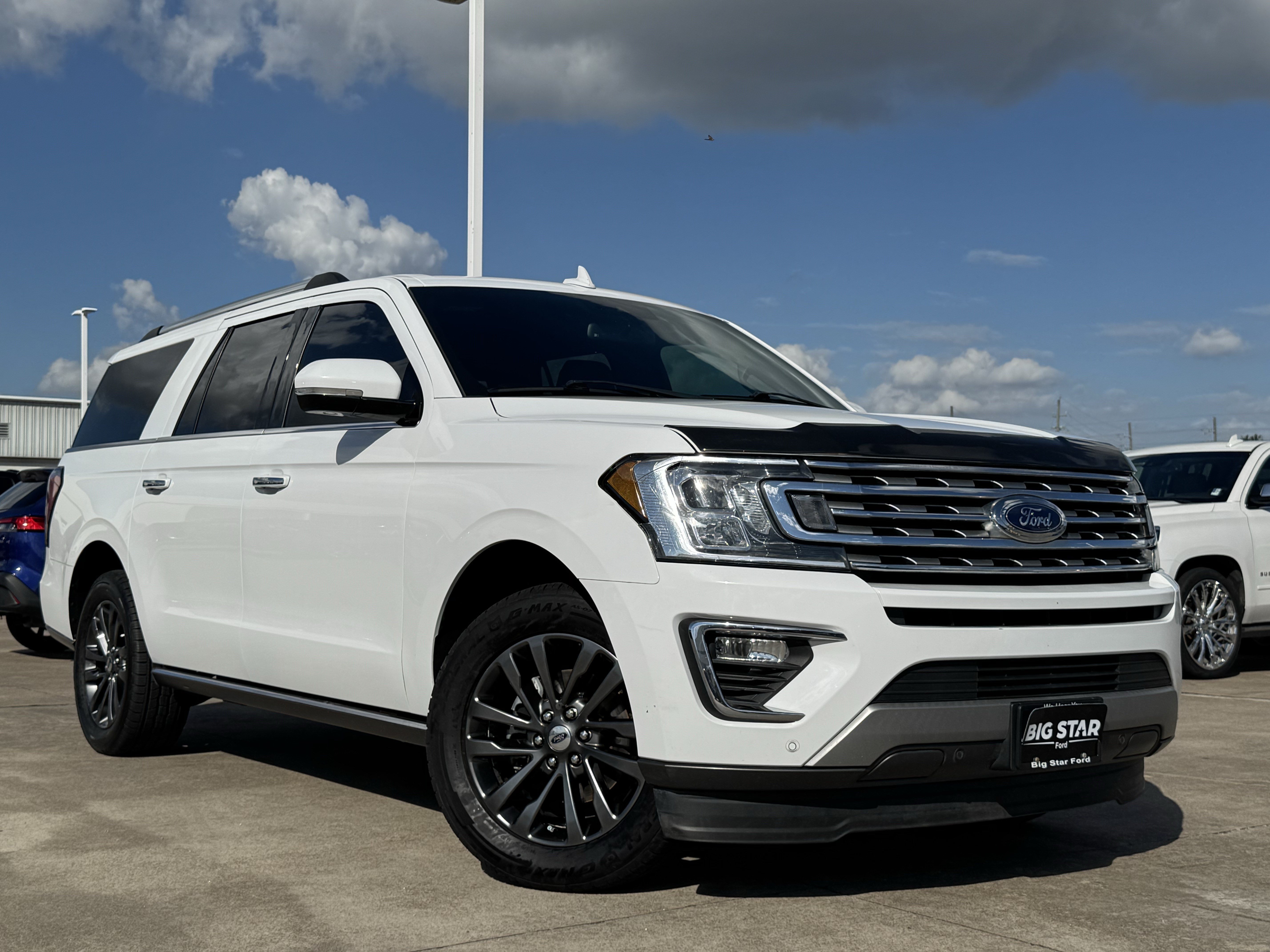 Used 2021 Ford Expedition Max Limited RWD image 2