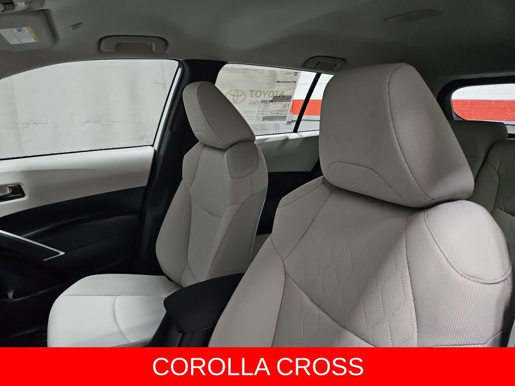 New 2026 Toyota Corolla Cross L image 11