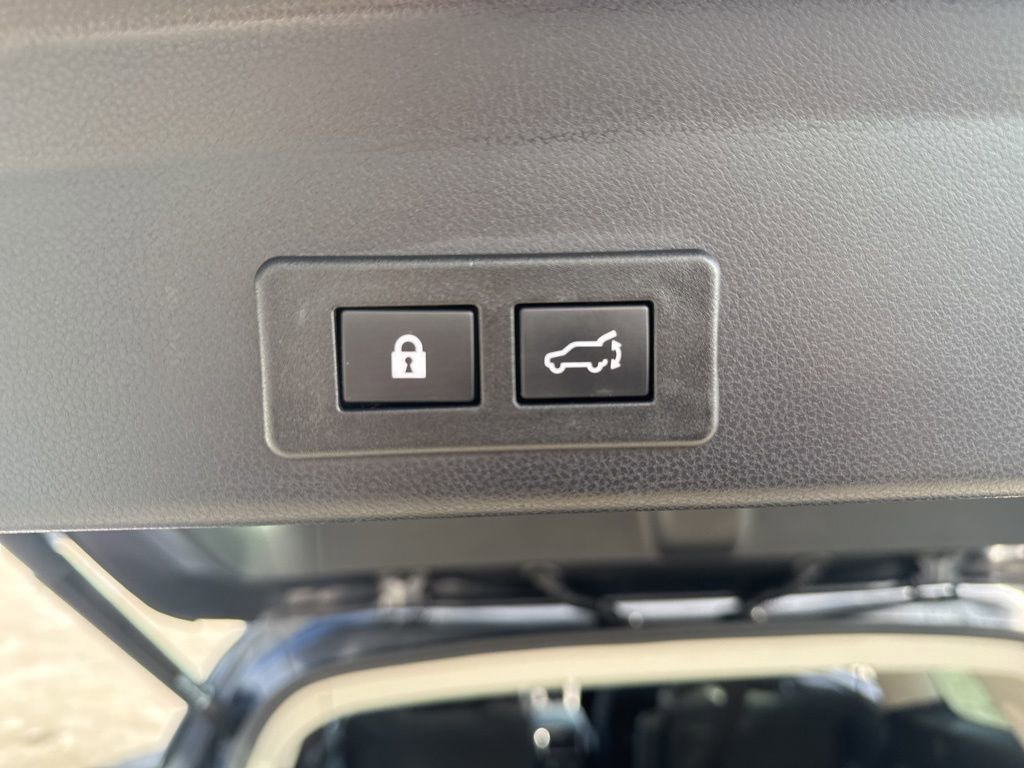 Used 2023 Subaru Ascent Touring image 28