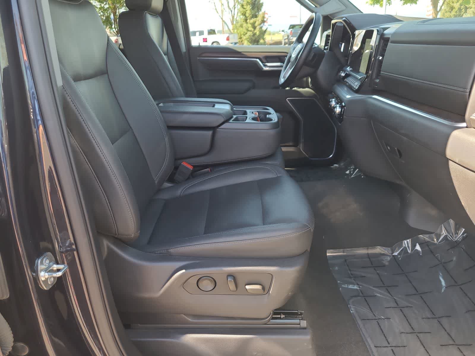Used 2025 GMC Sierra 1500 SLT AWD/4WD image 22
