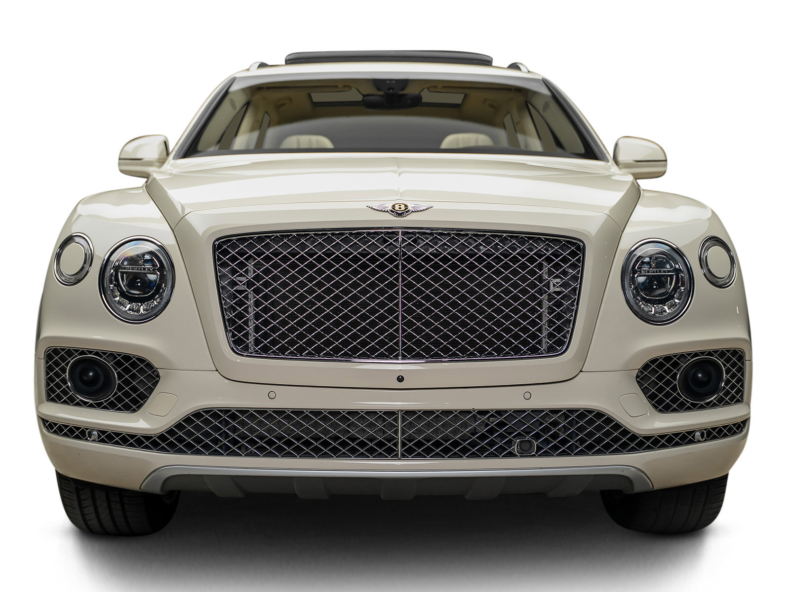 Used 2019 Bentley Bentayga AWD/4WD image 2