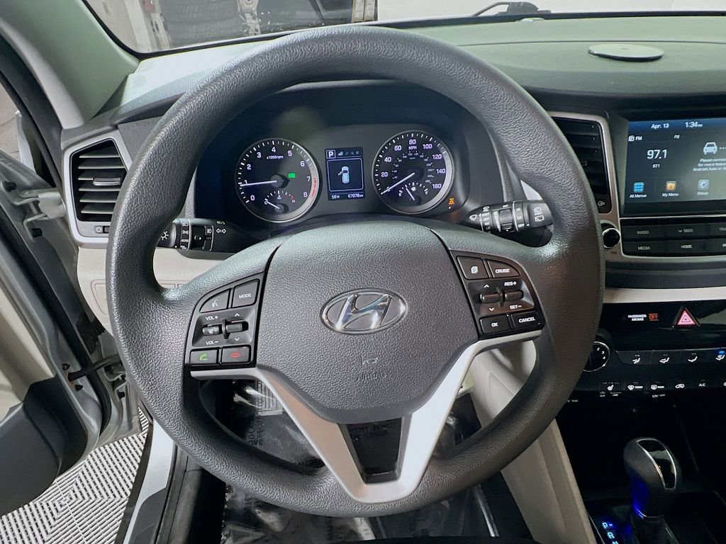 Used 2018 Hyundai Tucson SEL image 11
