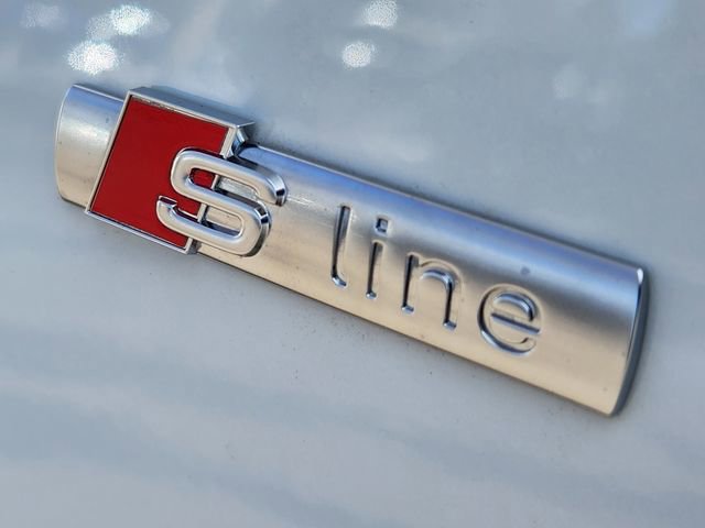 Used 2023 Audi Q5 2.0T Premium w/ Convenience Package AWD/4WD image 10