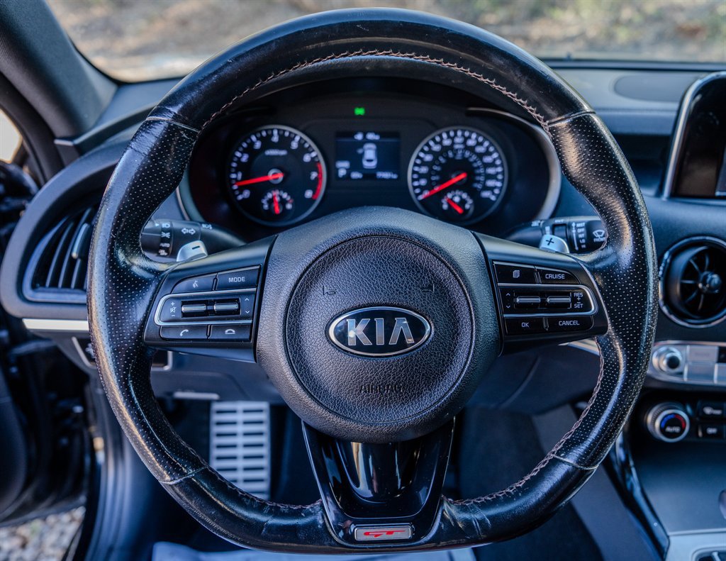 Used 2019 Kia Stinger GT image 15