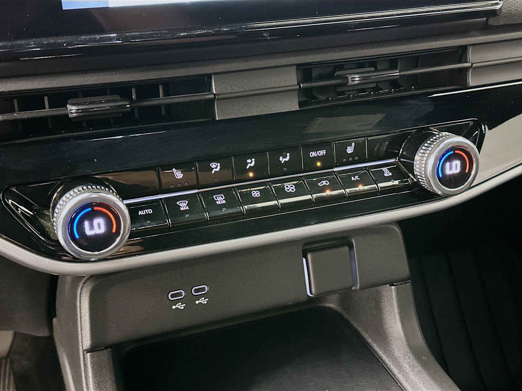 Used 2024 Honda Prologue EX image 24