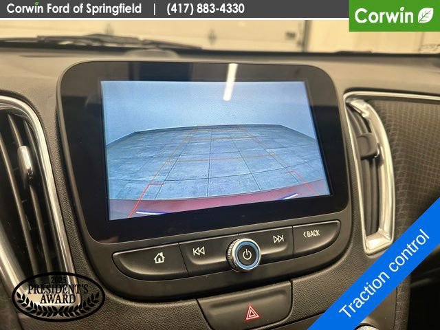 Used 2018 Chevrolet Malibu LT image 21