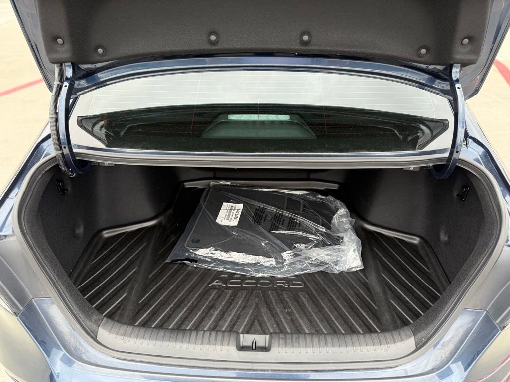 Used 2025 Honda Accord EX-L image 12