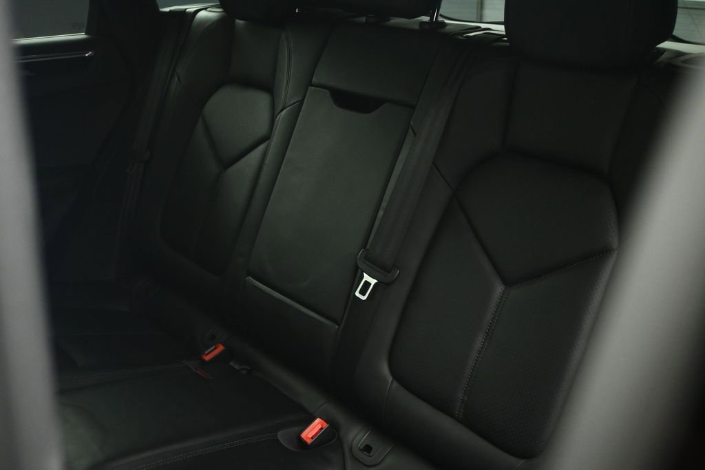 Used 2017 Porsche Macan S AWD/4WD image 54