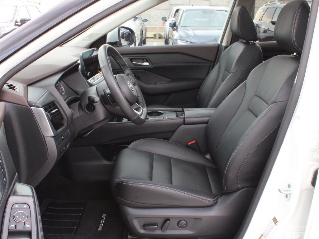 Used 2023 Nissan Rogue SL w/ SL Premium Package FWD image 14