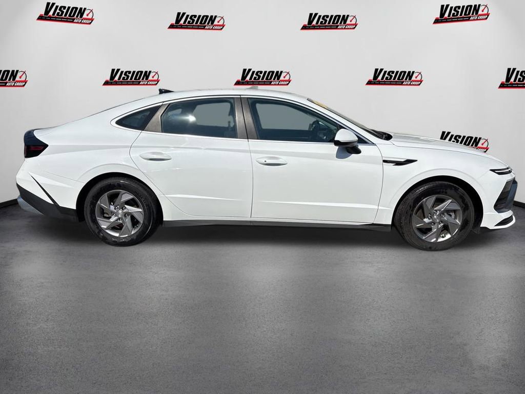 Certified 2025 Hyundai Sonata SE FWD image 6
