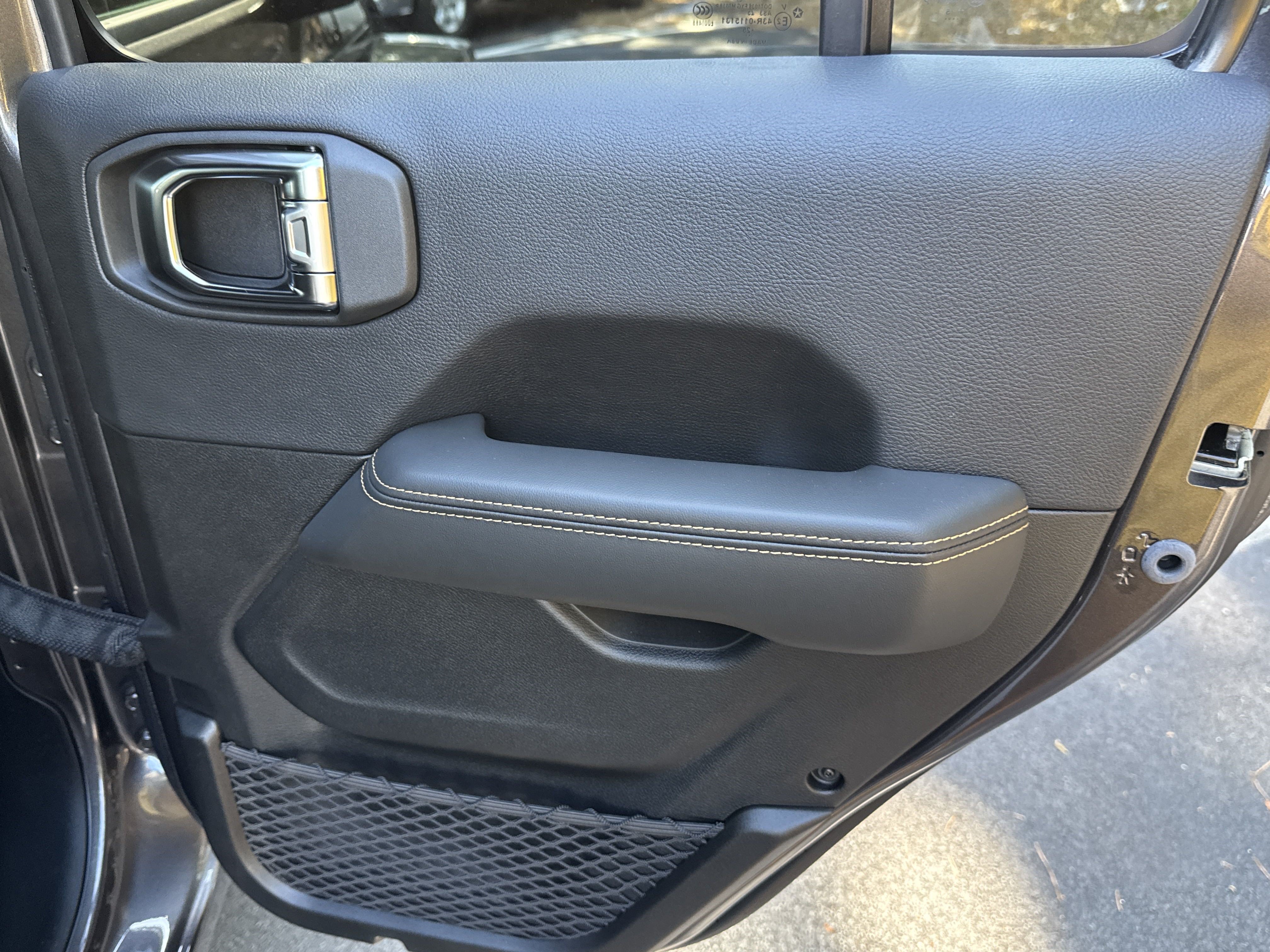 New 2025 Jeep Wrangler Unlimited Sahara AWD/4WD image 22