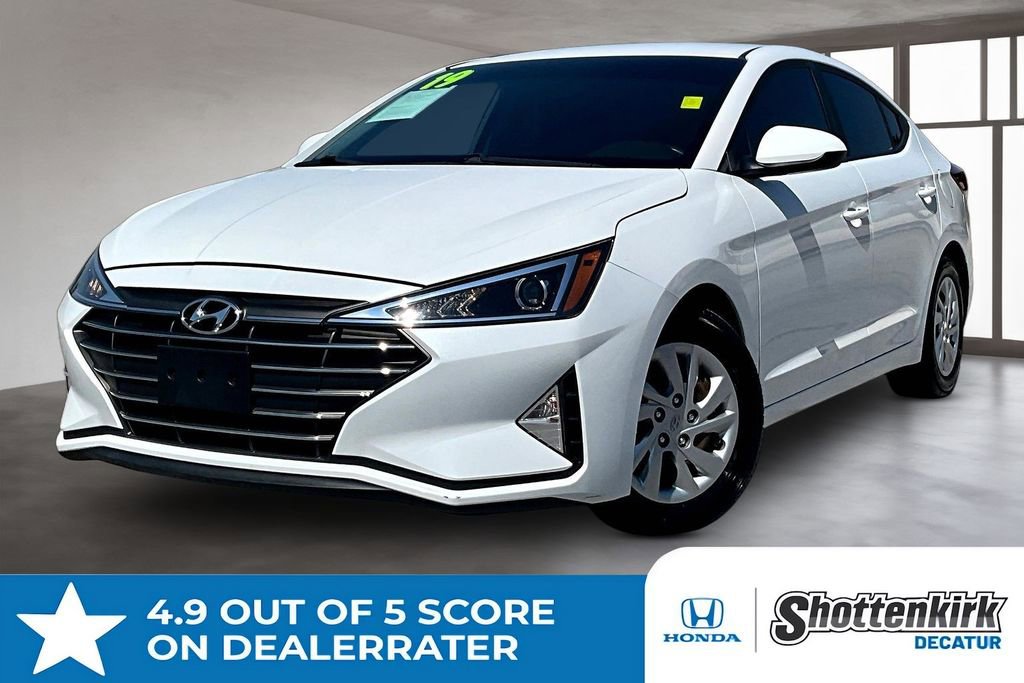 Used 2019 Hyundai Elantra SE w/ Cargo Package FWD image 1