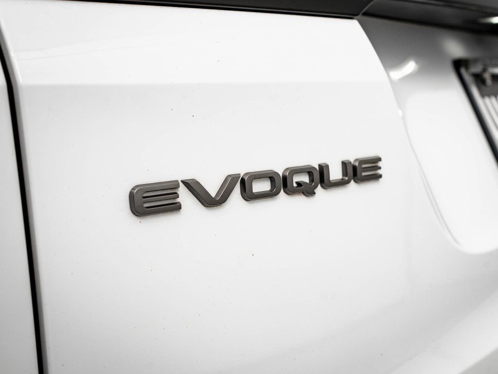 Used 2023 Land Rover Range Rover Evoque R-Dynamic SE image 19
