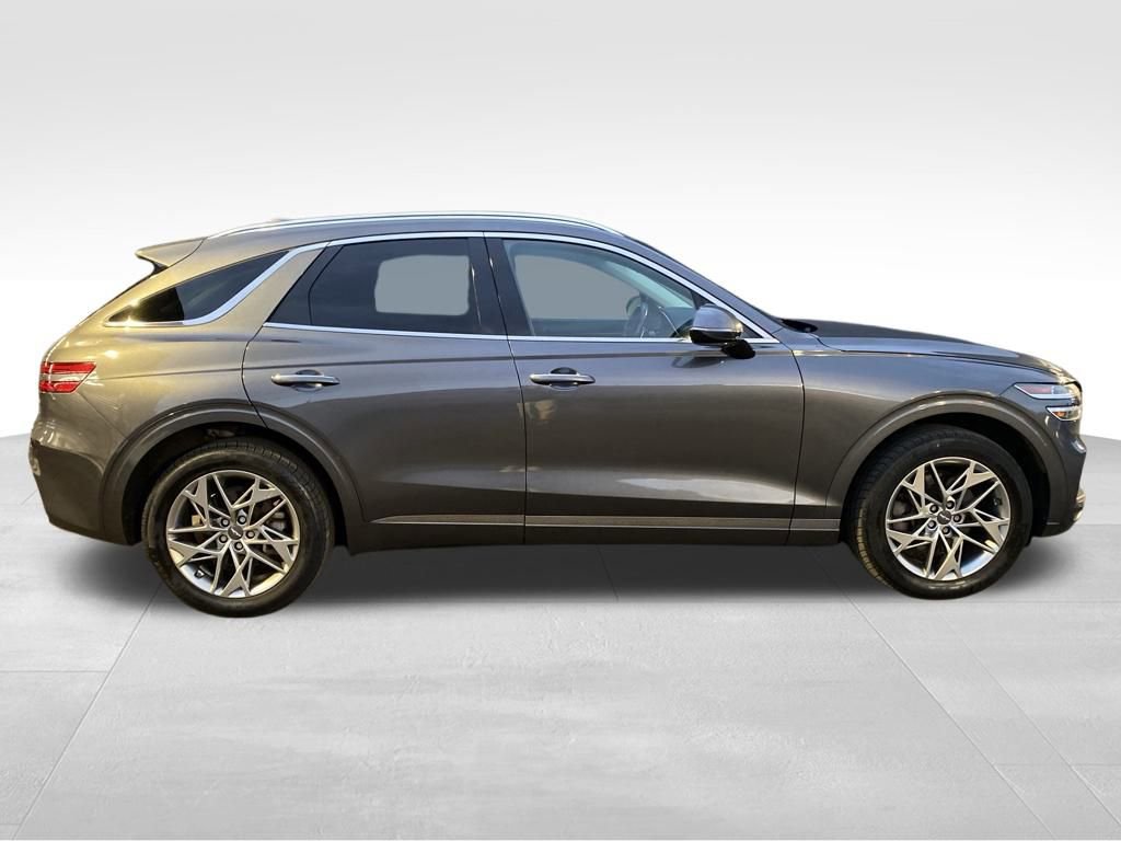 Used 2022 Genesis GV70 2.5T w/ Select Package AWD/4WD image 3