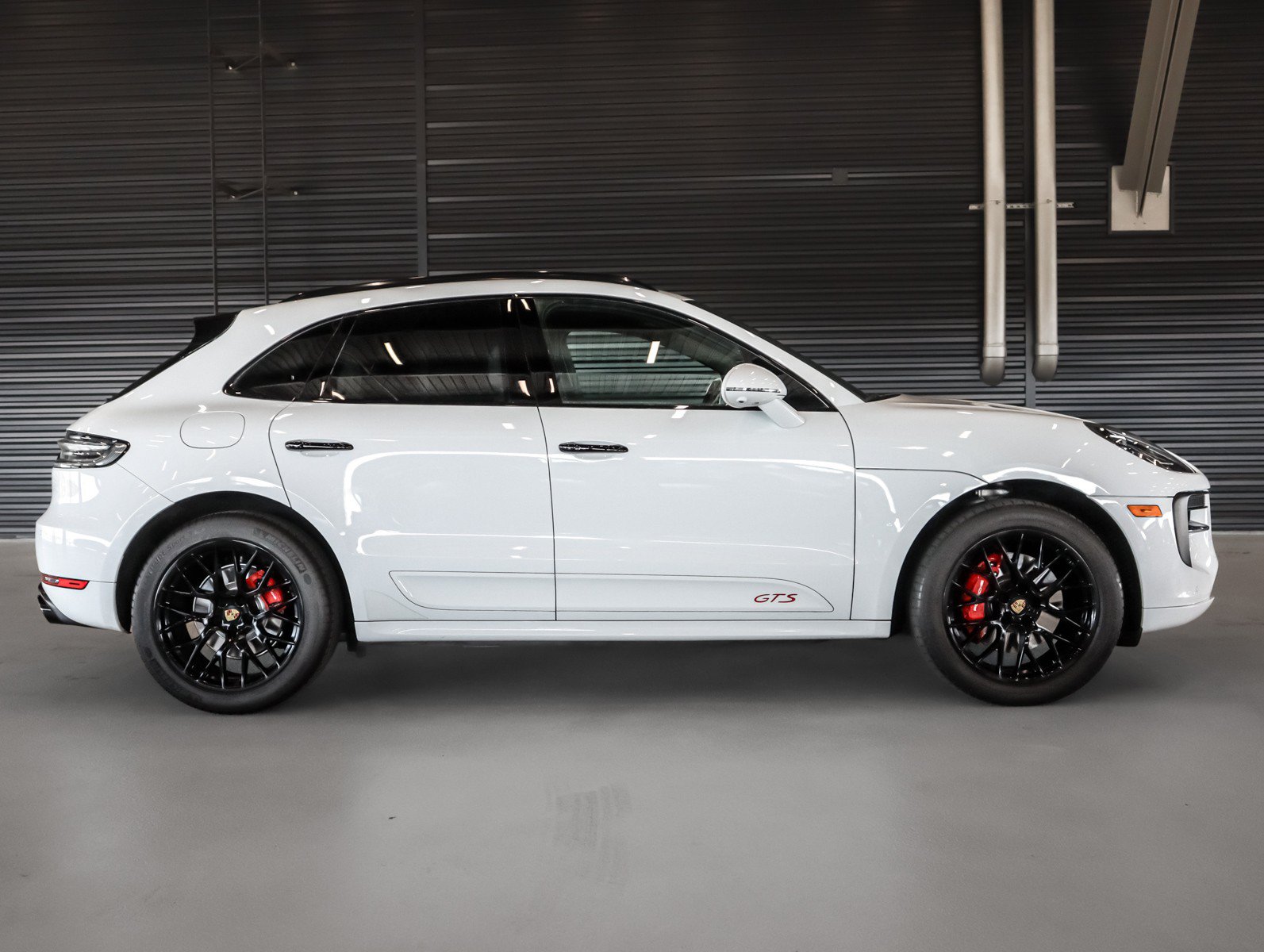 Certified 2021 Porsche Macan GTS AWD/4WD image 11