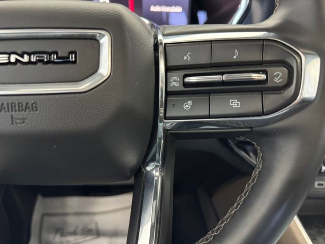 Used 2023 GMC Canyon Denali image 23