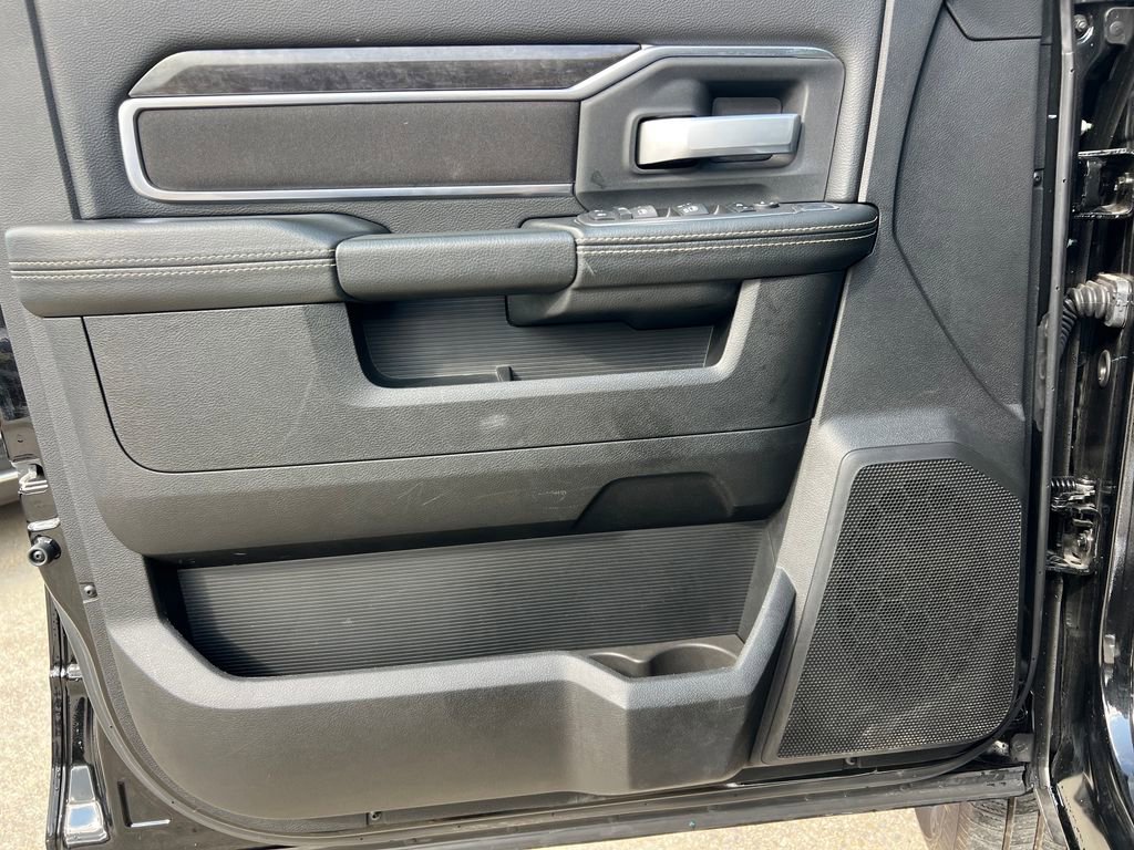 Used 2024 RAM 2500 Big Horn w/ Bed Utility Group image 12